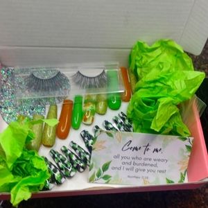 Press On non-acrylic Nails Sets